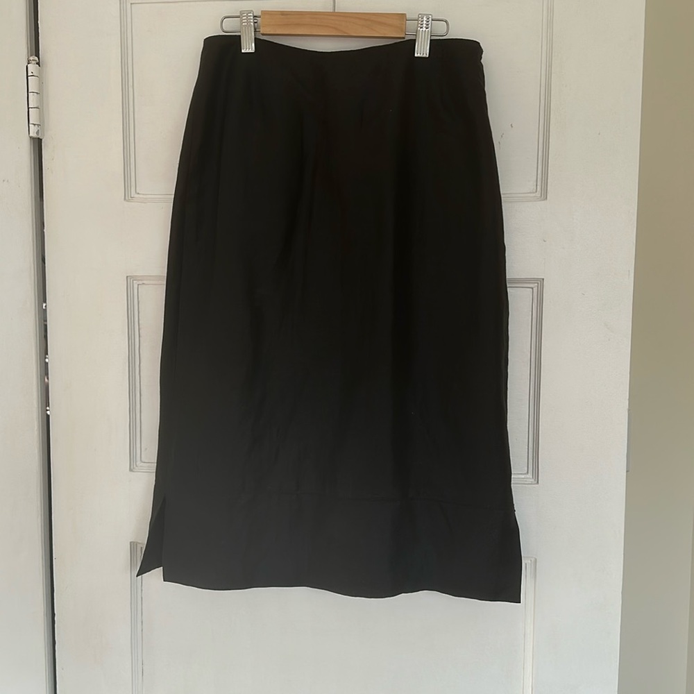🐈‍⬛💕 Black linen blend skirt by Eddie Bauer